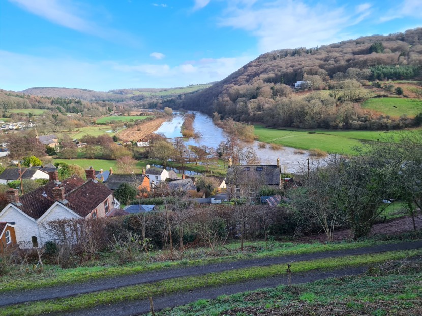 Wye flooding at Llandogo